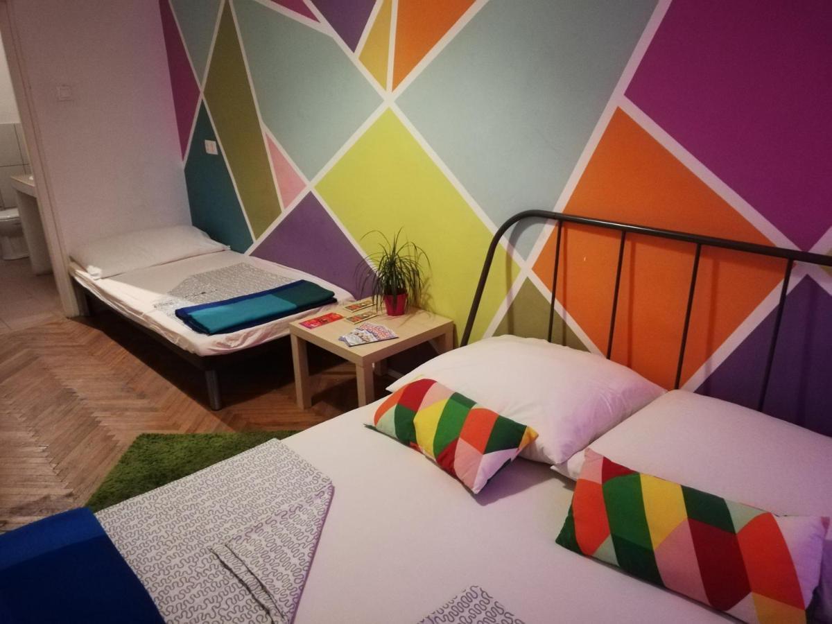Budapest Party Hostel At Udvarom Eksteriør bilde