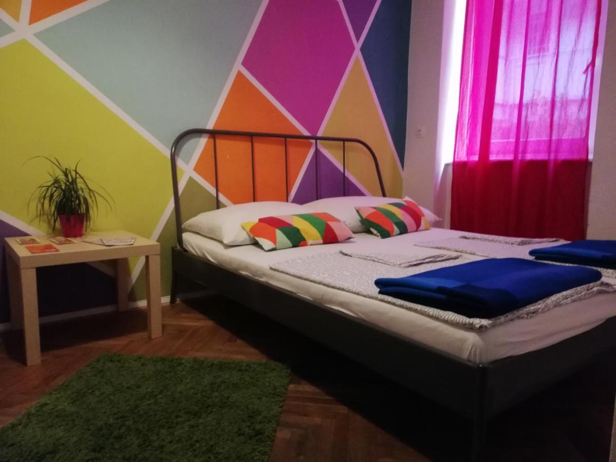 Budapest Party Hostel At Udvarom Eksteriør bilde